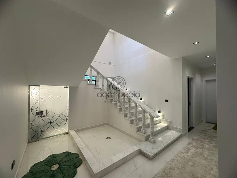 Luxury Sky Estate & Ready to Move | Grand 450m Duplex Roof for Sale - La Mirada New Cairo - Direct Lake View - Widok 5