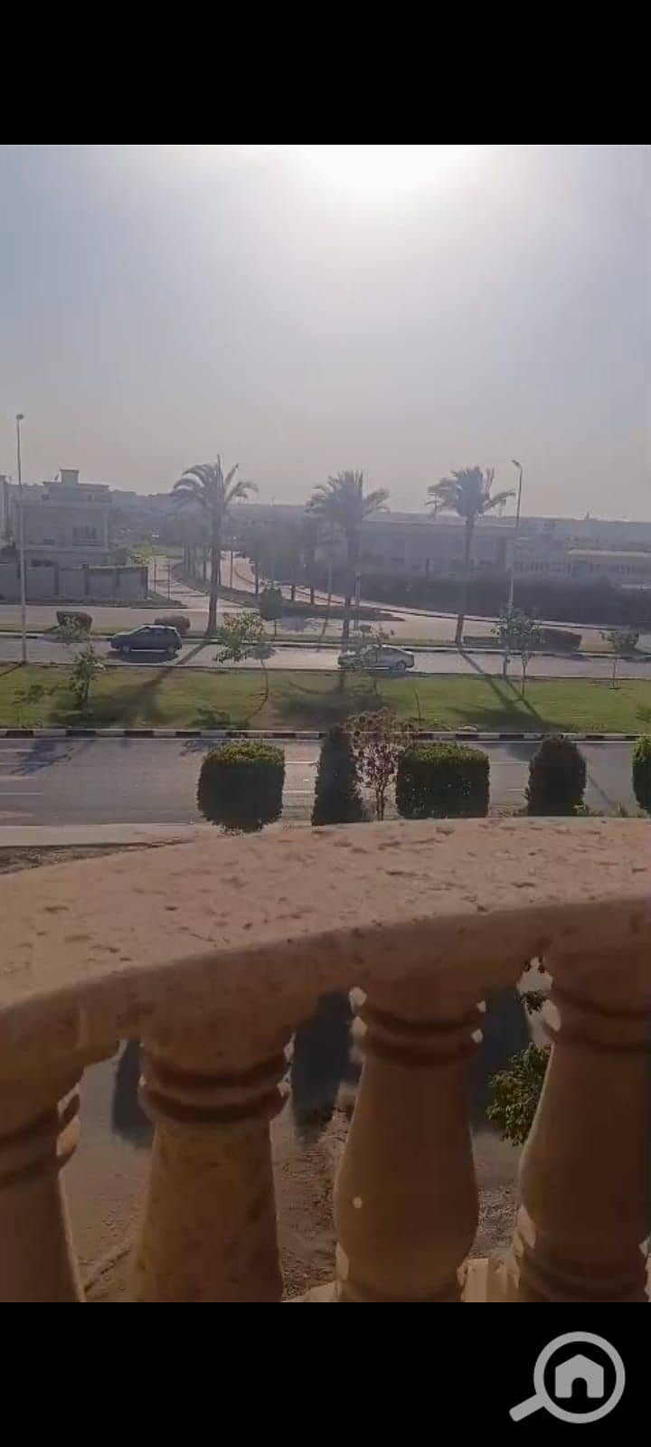 Apartment in a villa for sale south of the Academy in Al Tagammu, located directly in front of Cairo Festival. - Więcej