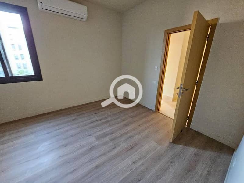 Finished apartment Ready to move Inside Beverly – pohled 5