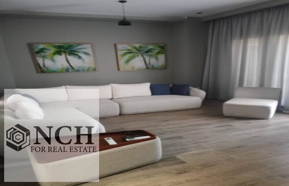 Ultra Luxury Twin House with Private Heated Pool for Rent in CFC - Widok 2