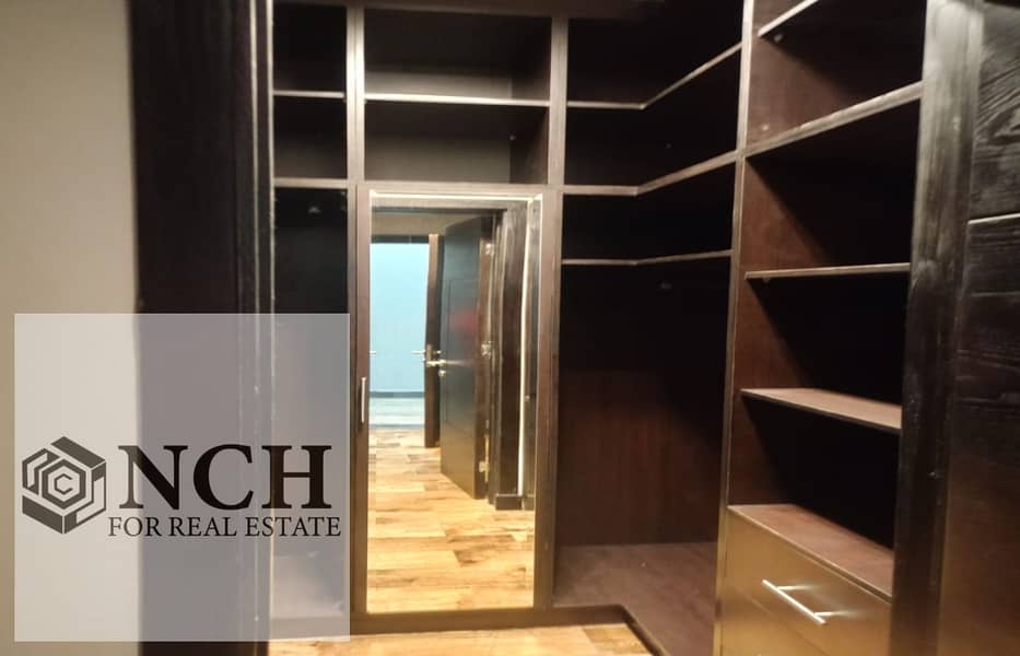 Ultra Luxury Twin House with Private Heated Pool for Rent in CFC - Widok 5