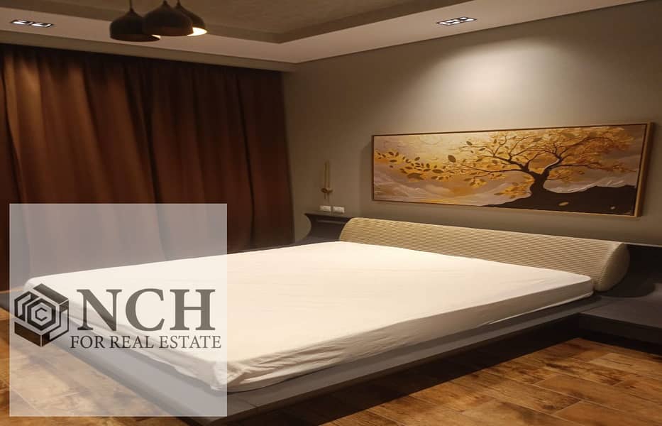 Ultra Luxury Twin House with Private Heated Pool for Rent in CFC - Więcej