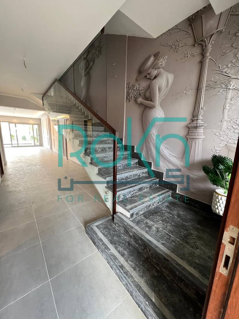 town house for sale in palm parks ,357sqm,Finishing: ultra modern with ac's and kitchen - Widok 3