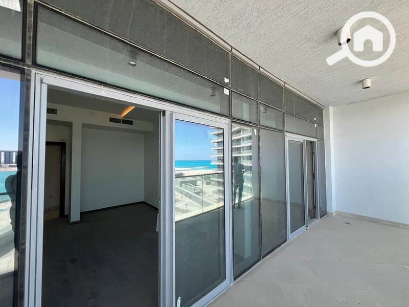 Chalet for sale – Alamein Downtown Towers – North Coast, at the old price. Chalet with sea view. – pohled 3