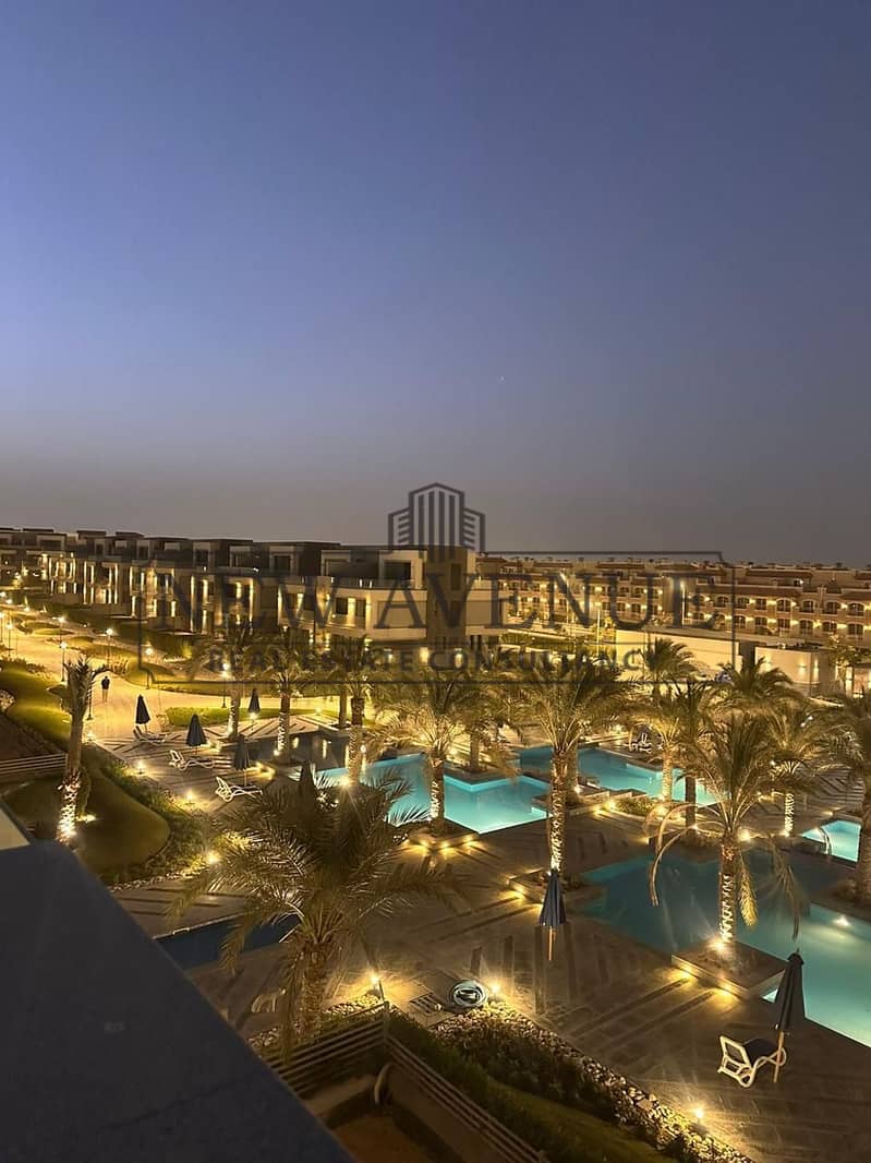 rare unit -ready to move- prime location overlooking landscape with downpayment and installments- bahary - town house for sale in patio2 - New Cairo - Mehr