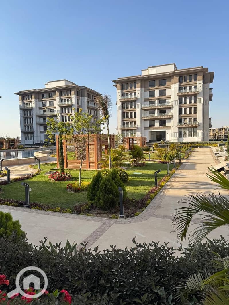 Apartment for sale, ready for immediate occupancy, in New Cairo, directly on South 90th Street, opposite the American University. - Ansicht 3