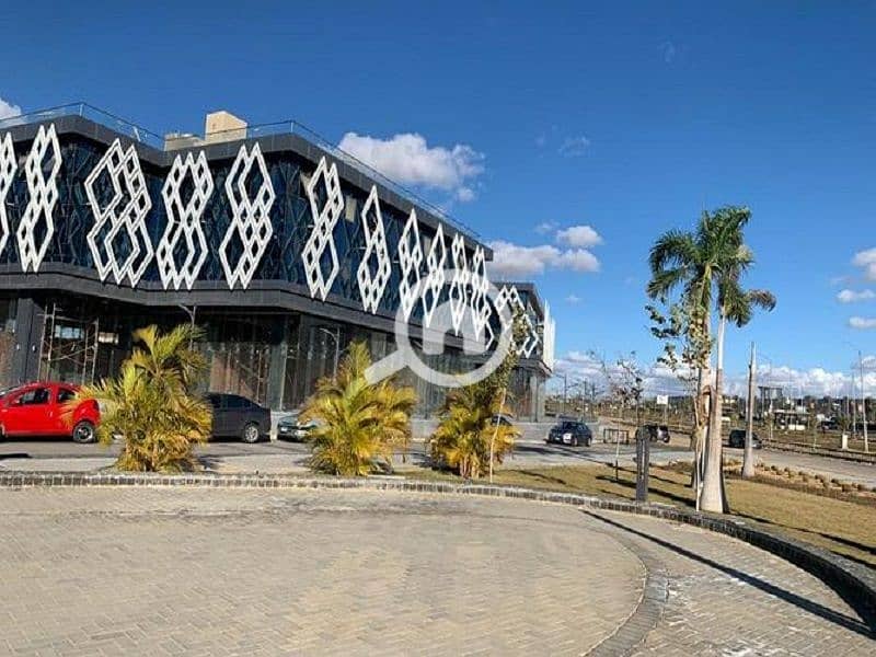 Office for rent 978m finished with air conditioning 15 rooms in Kazan Mall on Gamal Abdel Nasser Axis behind Mall of Arabia in front of Ayon Towers. - Widok 3