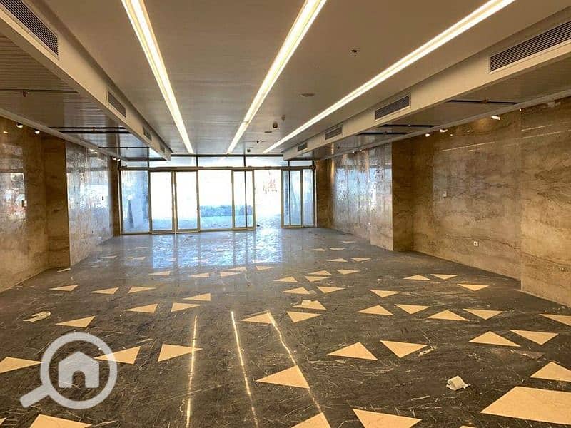 Office for rent 978m finished with air conditioning 15 rooms in Kazan Mall on Gamal Abdel Nasser Axis behind Mall of Arabia in front of Ayon Towers. - Widok 6