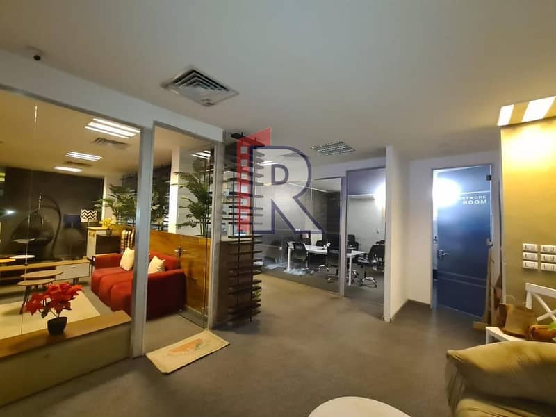 Office for rent, 1000 square meters, air-conditioned, directly on the ring road. – pohled 5