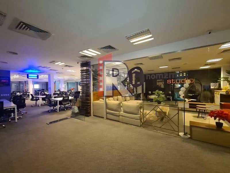 Office for rent, 1000 square meters, air-conditioned, directly on the ring road. – další
