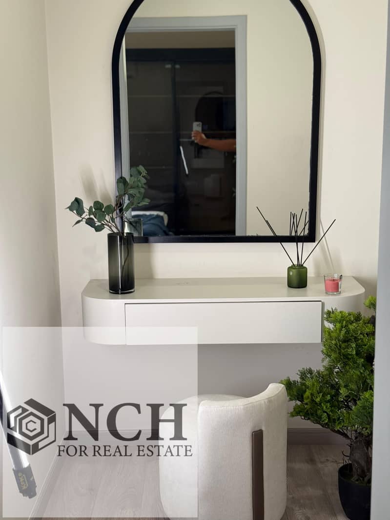 Luxury Furnished Apartment with Private Pool & Garden for Rent in Lake View Residence Experience a unique level of luxury and privacy - Widok 4