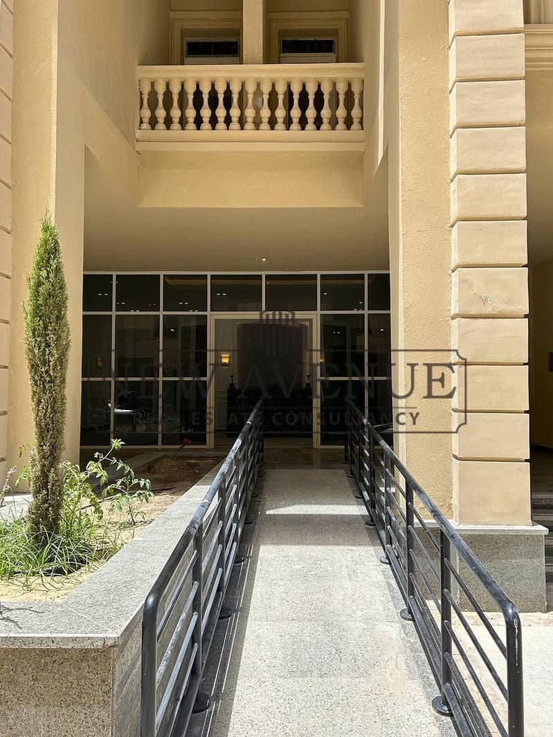 Rare Unit - very prime location Direct on Lagoon and Panoramic View - Bahary - Ready to Move - Down payment with Installments over 5 years - Widok 3