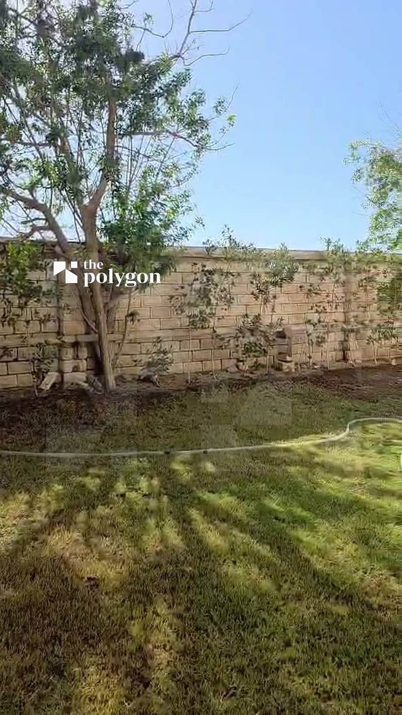6 05_garden_lawn. jpg
