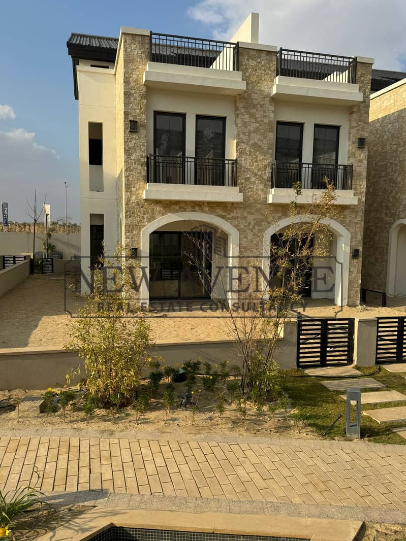 Townhouse corner Ready to move with a very prime location in the marq gardens in new cairo - Ansicht 3