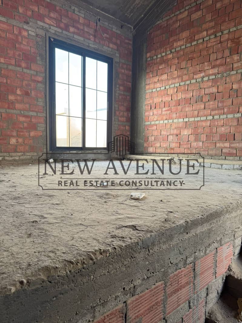 Townhouse corner Ready to move with a very prime location in the marq gardens in new cairo - Mehr