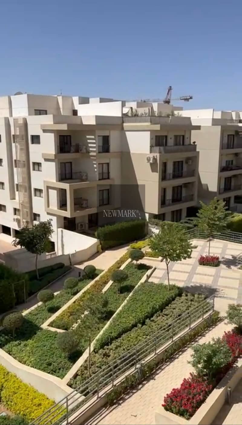 For Sale Fully Finished Ready to move 195 m Apartment in Fifth Square Al Marasem New Cairo 5th settlement next to Rehab City, Suez Road, Cairo Airport - Bild 2