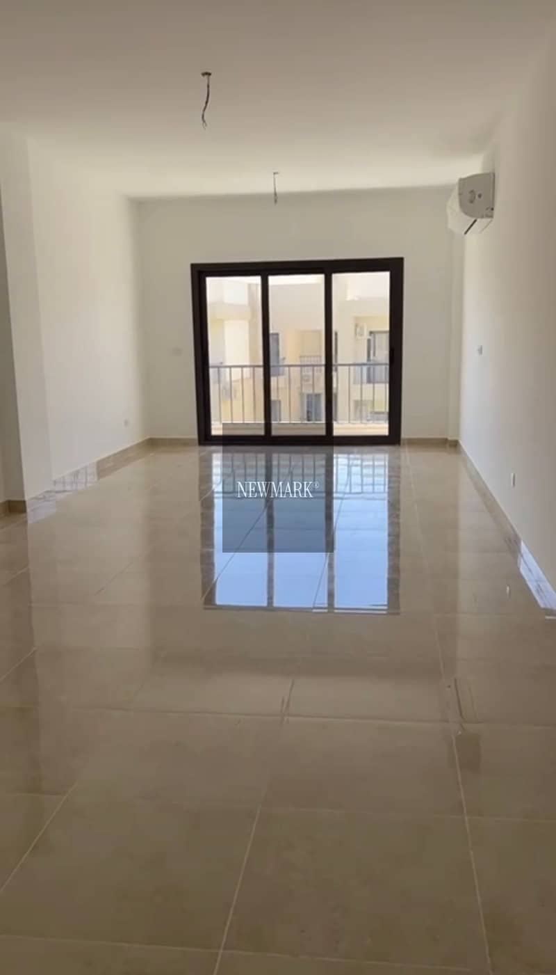 For Sale Fully Finished Ready to move 195 m Apartment in Fifth Square Al Marasem New Cairo 5th settlement next to Rehab City, Suez Road, Cairo Airport - Bild 3