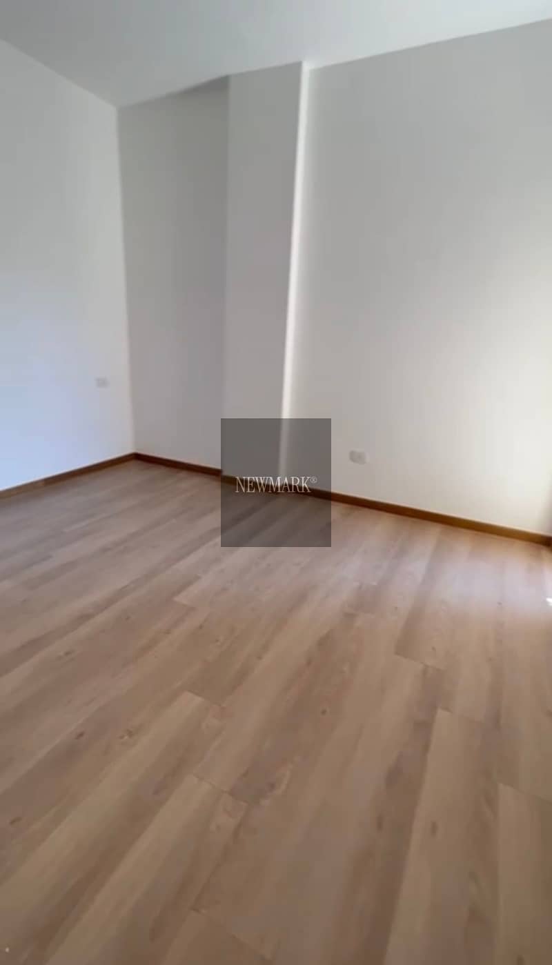 For Sale Fully Finished Ready to move 195 m Apartment in Fifth Square Al Marasem New Cairo 5th settlement next to Rehab City, Suez Road, Cairo Airport - Bild 6