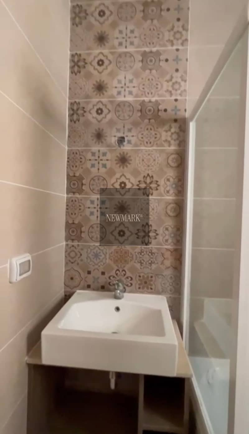 8 IMG_4560. jpeg