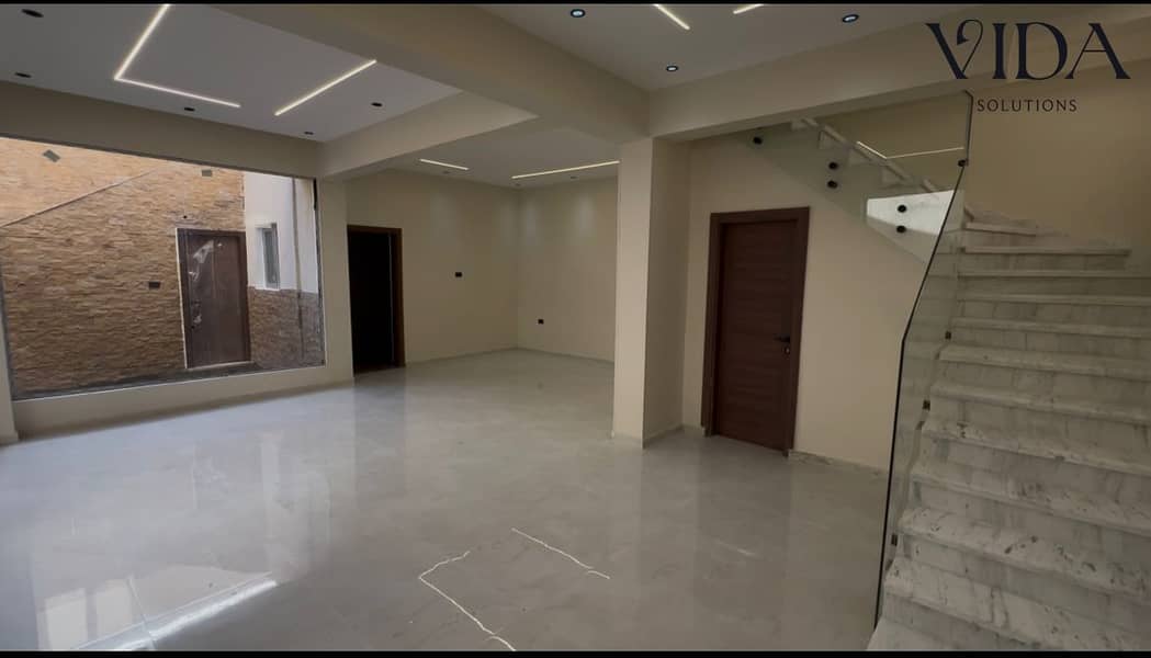 180 sqm Duplex for Sale in Al Mostathmereen Compound at the Lowest Price - Widok 3