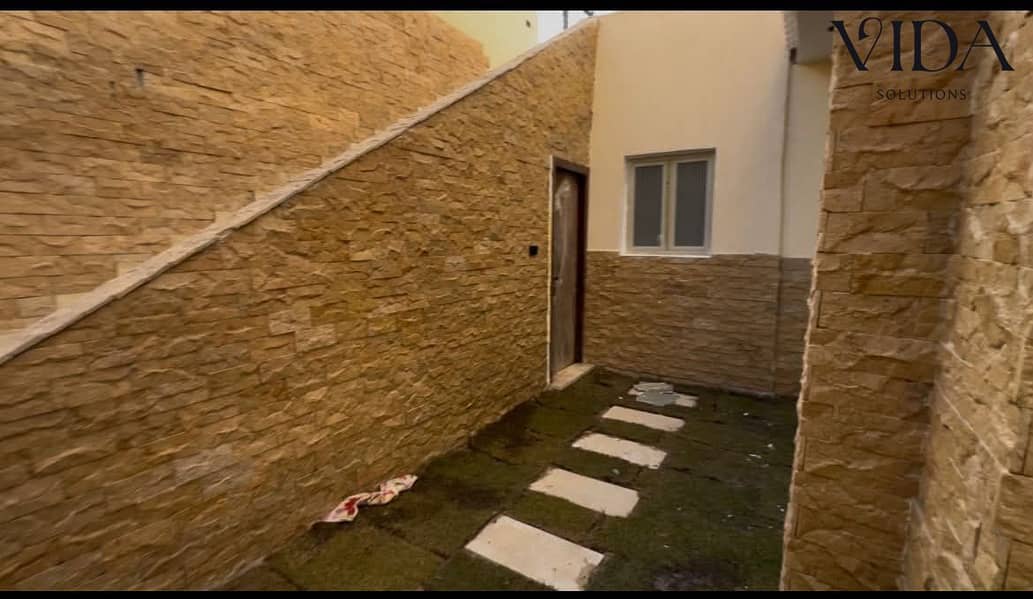180 sqm Duplex for Sale in Al Mostathmereen Compound at the Lowest Price - Więcej