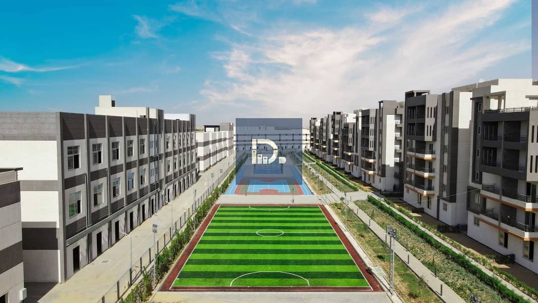 Apartment for sale 160m immediate delivery no down payment and installments over 5 years in the Rock Eden compound, October Gardens, directly next to Zewail University. - Widok 4