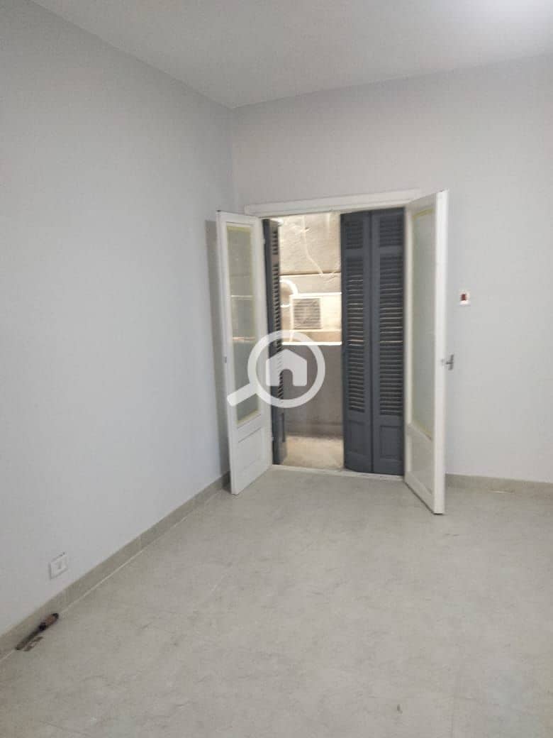 200m apartment on Abdel Moneim Riad Street – pohled 3