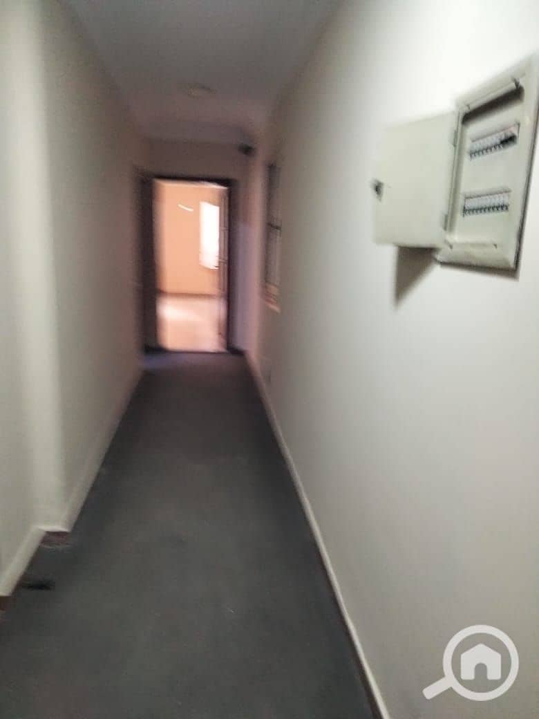 200 sqm office on the first floor, administrative. - Widok 6