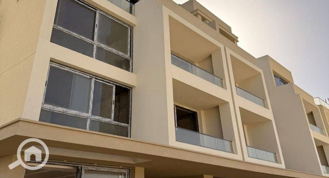 Finished Apartment RTM with Prime View in PX, next to The Crown and New Giza - Więcej