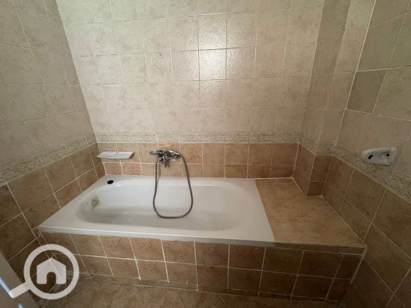 Apartment for Sale – Prime Location Near Gate 17 & Othman Bin Affan School - Mehr
