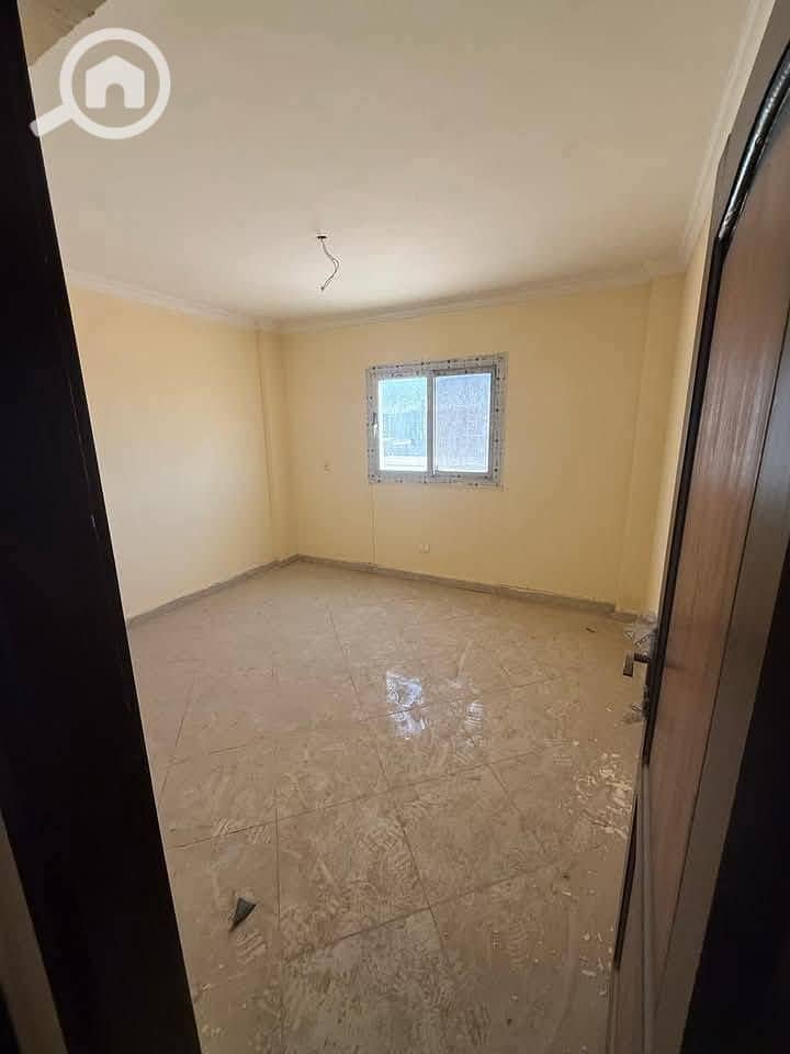 For rent: an apartment in Dar Misr, Al-Andalus, New Cairo, directly on the Southern 90th Street and in front of the Hyde Park compound, a few minutes from the American University and Mivida compound, super lux. - Bild 5