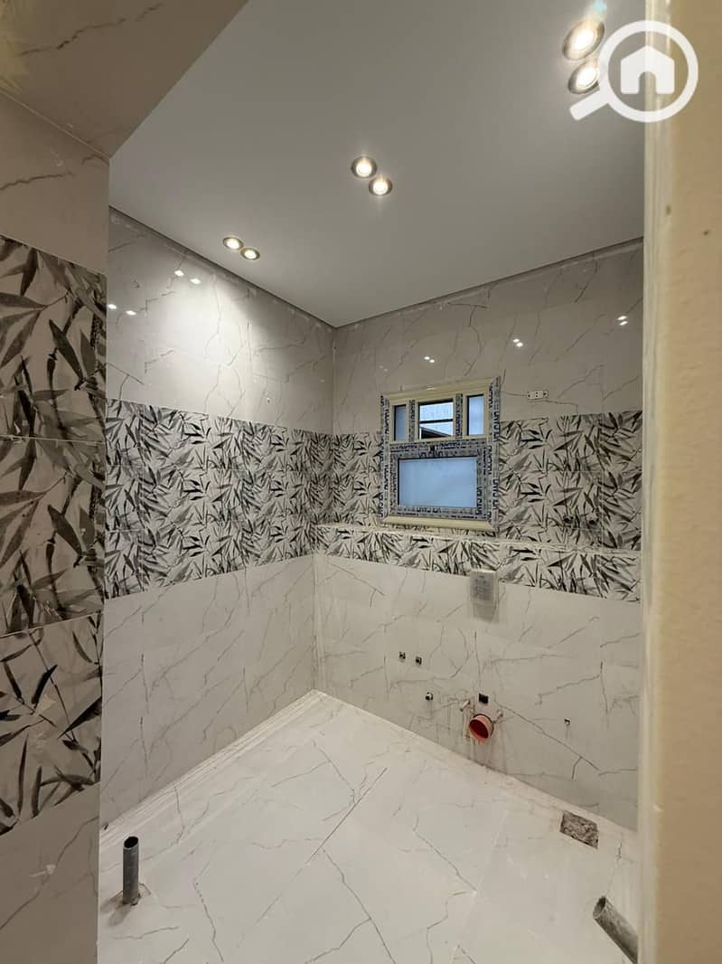 First-time rental apartment in the Northern Lotus, very close to Platinum Club - Więcej