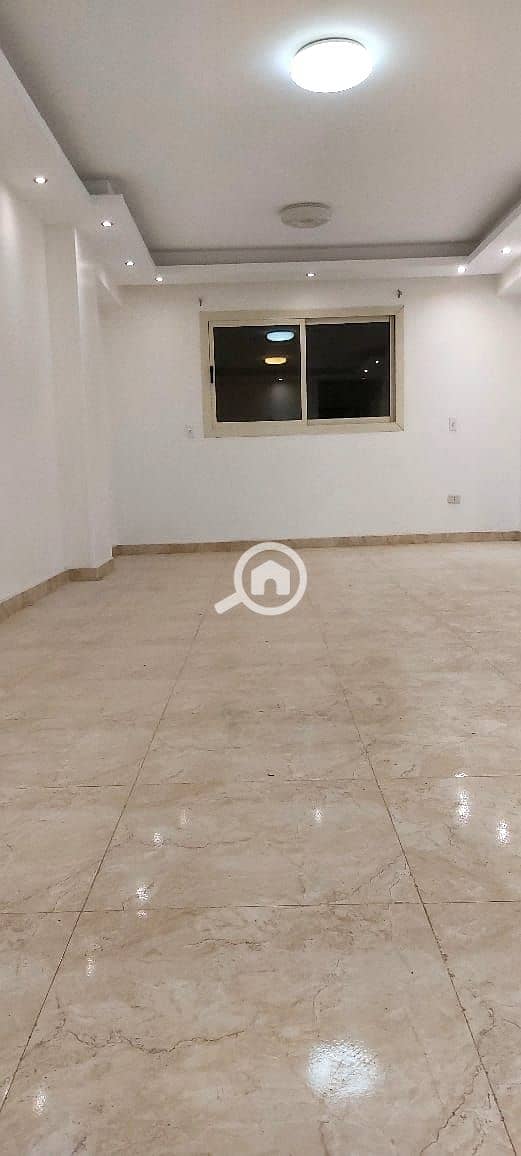 Apartment 170 square meters, first gate, area A, electricity meters - Aanzicht 5