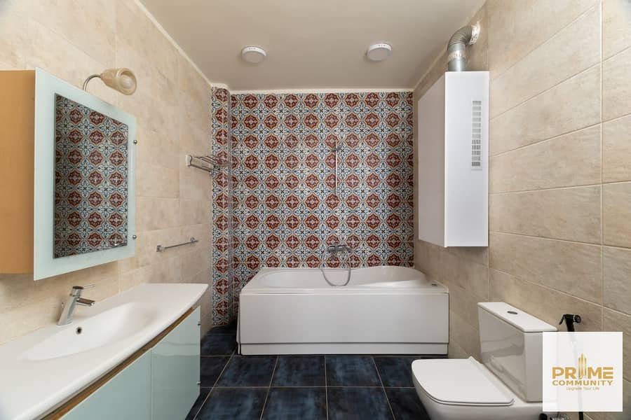 Townhouse fully finished and furnished ultra super lux with swimming pool for rent in Allegria SODIC west Zayed city - Widok 5