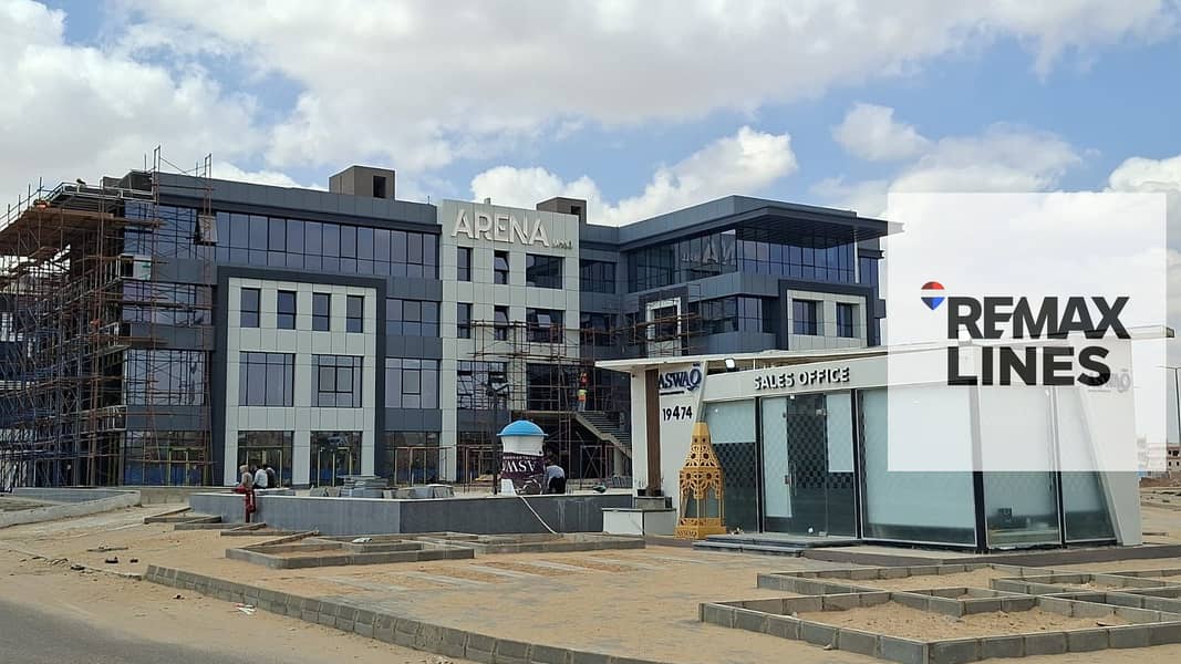 2 arena-construction-site-office-2Fhn3iAY. jpg