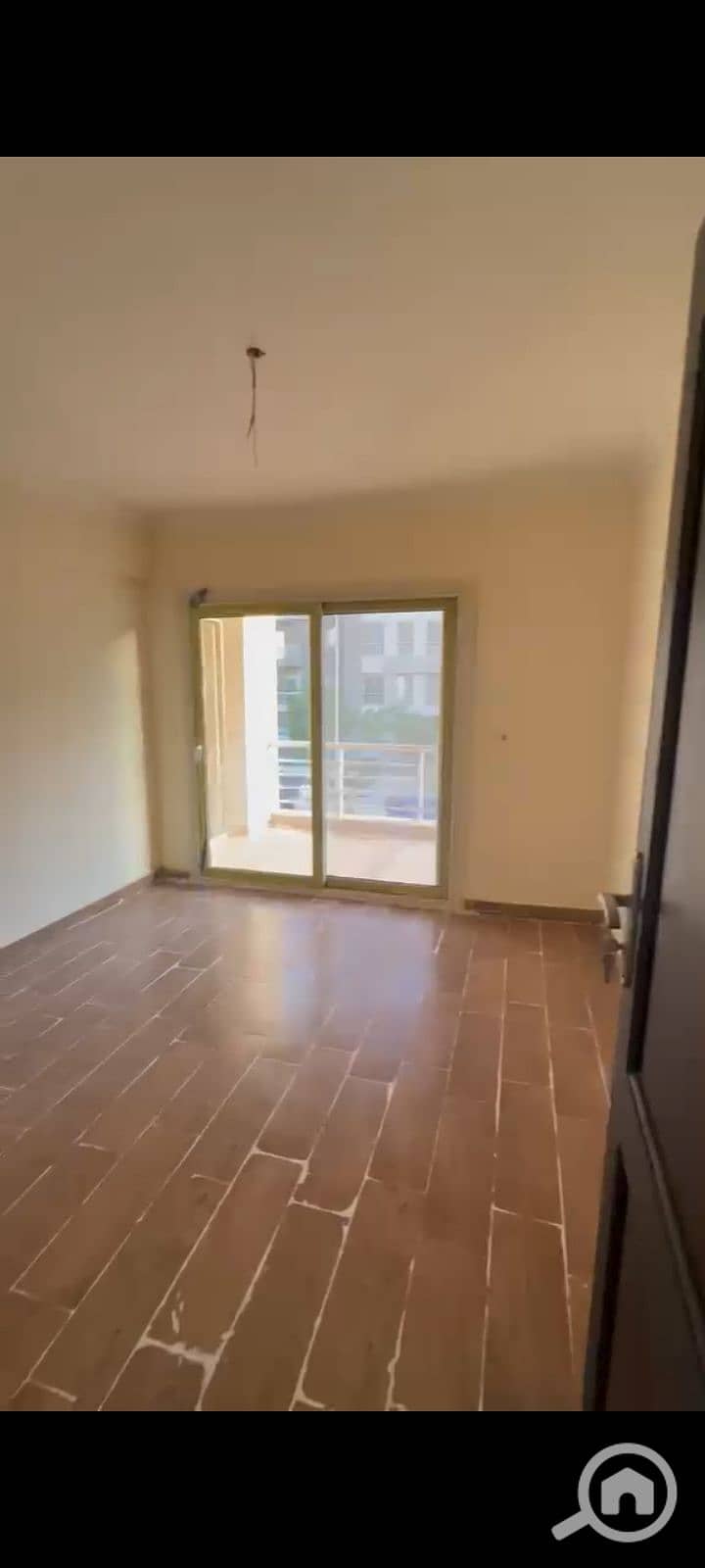 130 sqm apartment for sale in Janna New Cairo compound, first floor, very prime location. - Widok 3