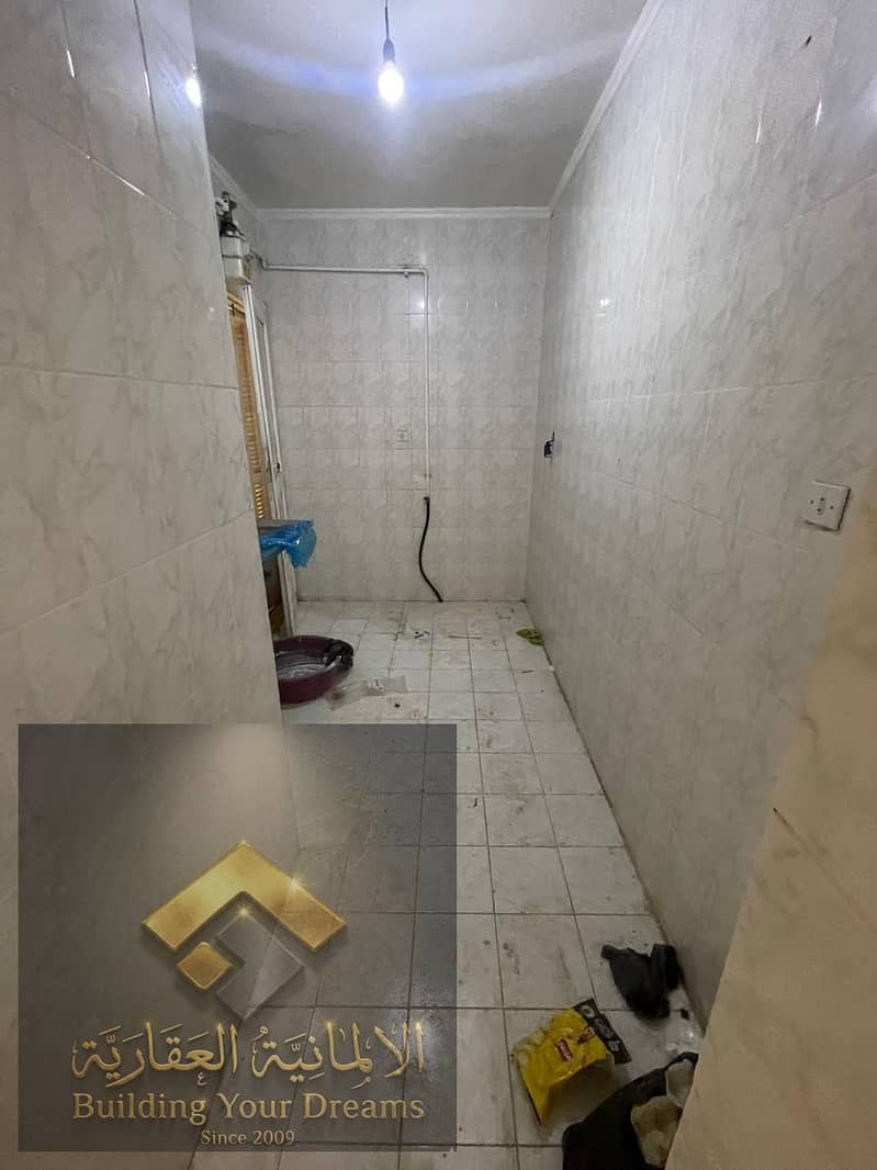 3 44600. jpg