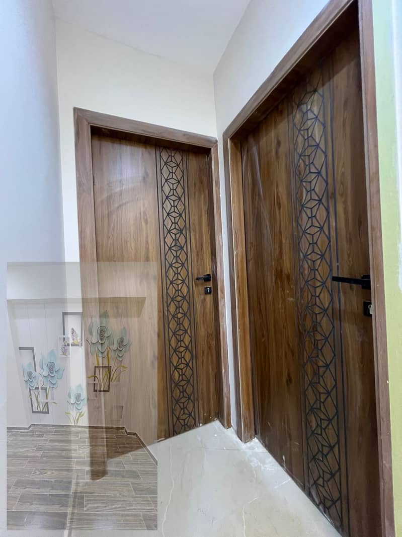 Ground floor apartment of 135 m² with a garden at the back in the Pyramids Gardens in the third gate. - Więcej