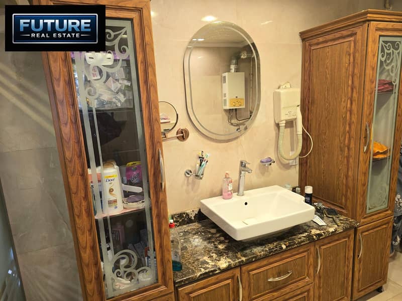 A 143 m apartment directly on the ring road in Al-Ma'raj Al-Ula, Zahra Al-Maadi, near Carrefour Al-Maadi. - Więcej