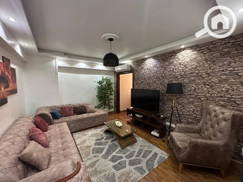 For rent, furnished Ultra Lux, very upscale furniture, long-term only - Widok 4