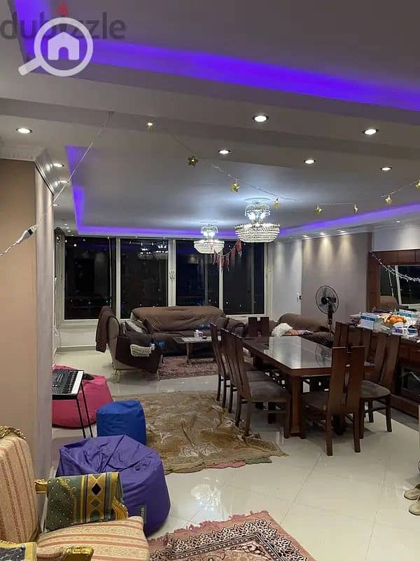 Apartment for sale in Darana Towers, Zahraa El Maadi, with a front view overlooking the garden. Area: 200 sq mConsists of 3 bedrooms, reception, kitche - Bild 2