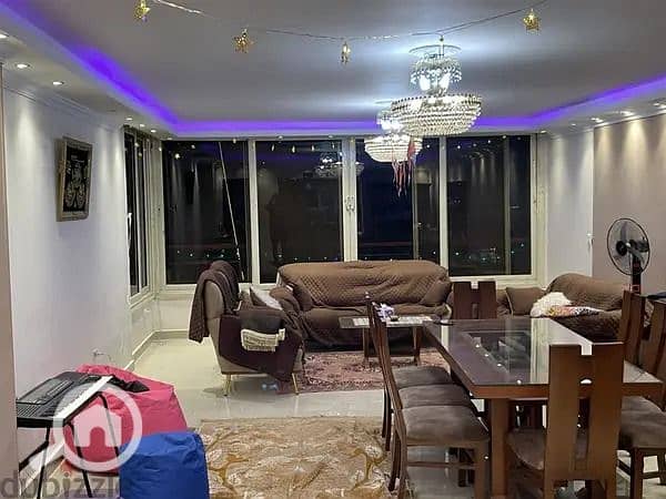 Apartment for sale in Darana Towers, Zahraa El Maadi, with a front view overlooking the garden. Area: 200 sq mConsists of 3 bedrooms, reception, kitche - Bild 3
