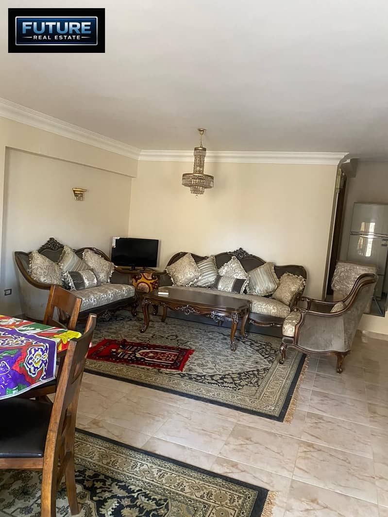 Apartment 225 m in the third district of October directly on Al-Kafrawy axis and near Imad Ragheb Mosque - Widok 2