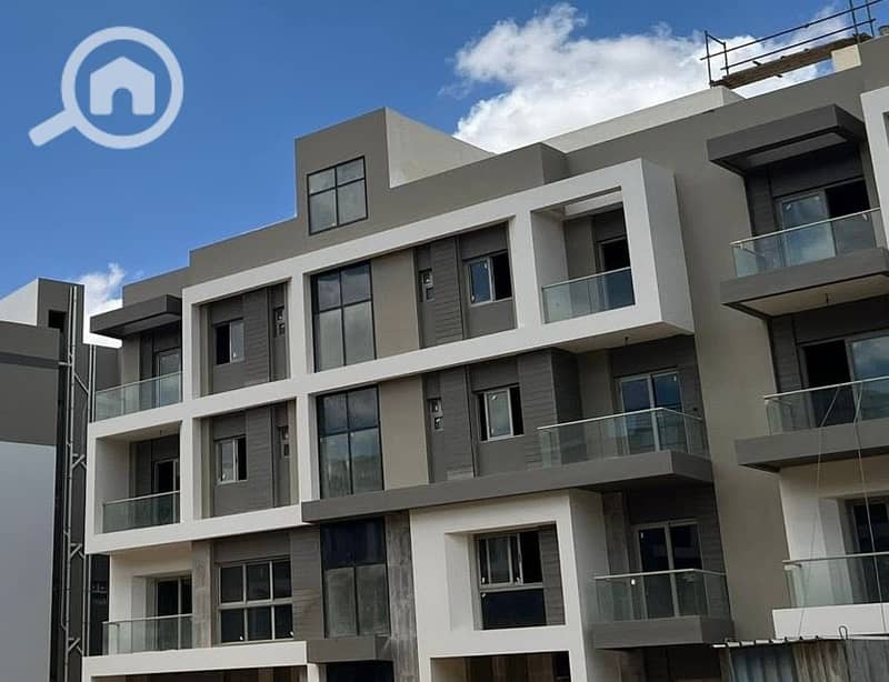 fully finished office for sale with installments up tp 10 years in Terrace Sheikh Zayed prime location next to Arkan Mall - Widok 2