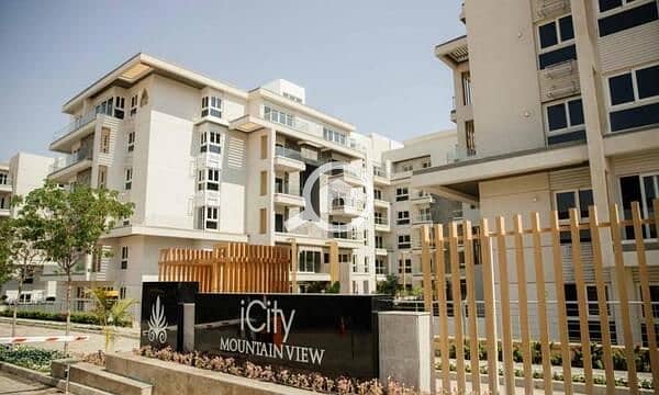 8 Mountain-View-ICity-October-Compound-14. jpg