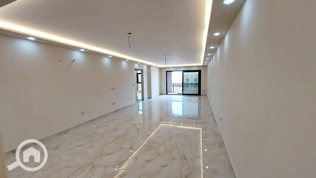 Luxury apartment for rent - first occupancy - 235 sqm (Somouha - directly in front of the club - Brand Tower) 40,000 EGP monthly – pohled 4