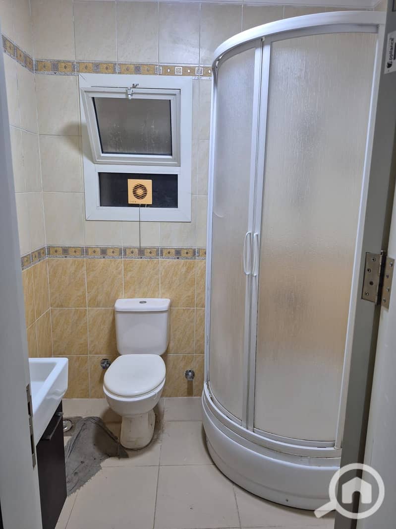 200m apartment for rent at the best price in the Zayed Dunes compound, Sheikh Zayed - Vista 2