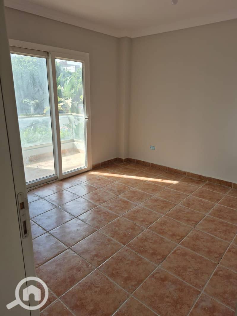 200m apartment for rent at the best price in the Zayed Dunes compound, Sheikh Zayed - Vista 6