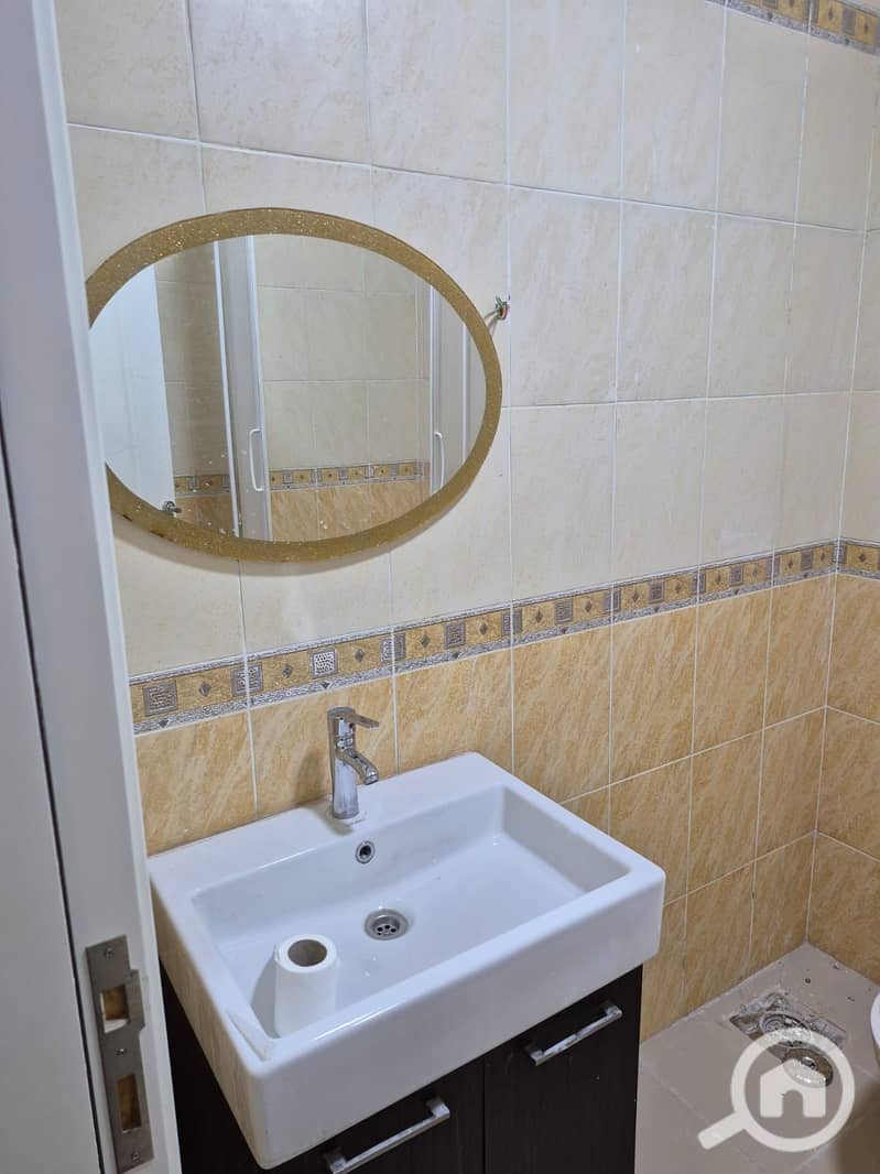 200m apartment for rent at the best price in the Zayed Dunes compound, Sheikh Zayed - Más