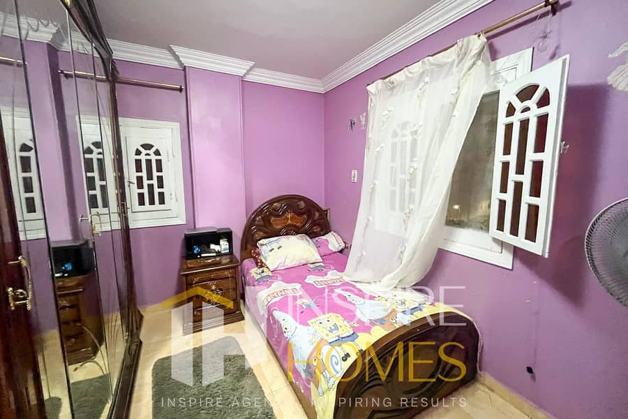 Licensed Apartment in Prime 11th District Location - Więcej